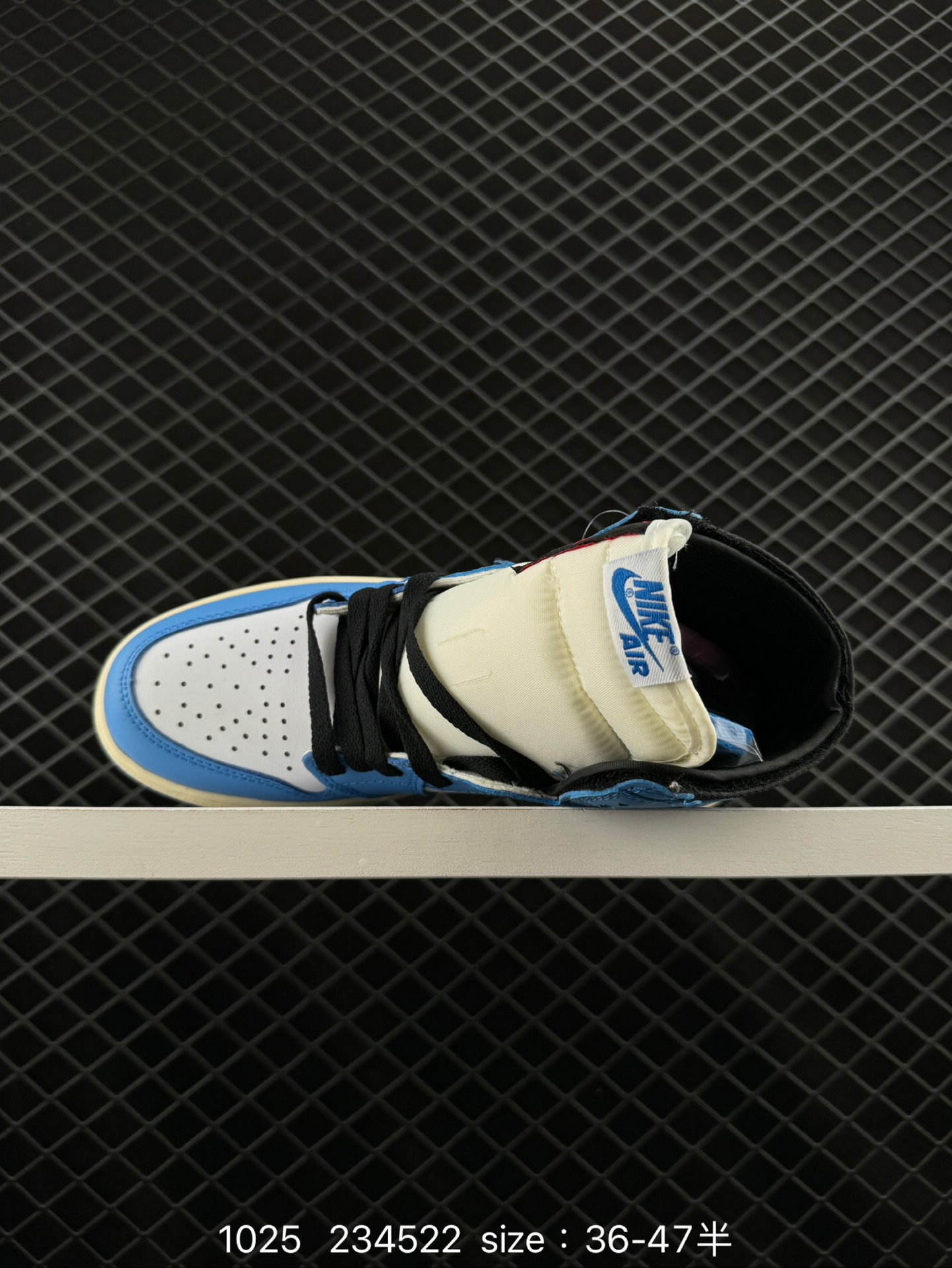 Nike AIR JORDAN 1 RETRO HIGH